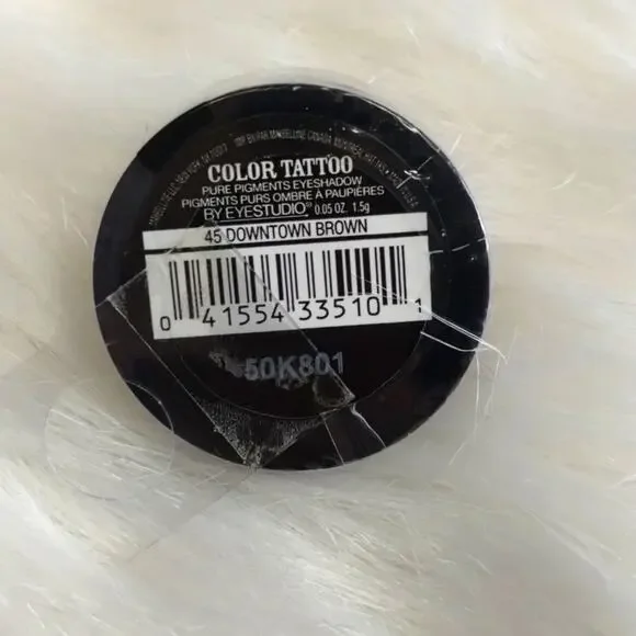 Maybelline Color Tattoo Pure Pigments 24hr Eyeshadow Brown #45 NWT - Picture 2 of 2